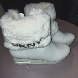 DKNY Wedge BOOTS